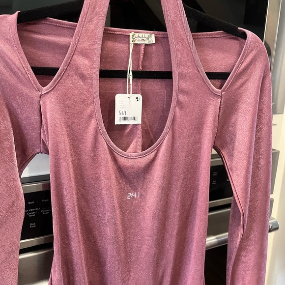 Free People Beautiful bodysuit size M/L 95% polyester 5% spandex - Picture 2 of 5